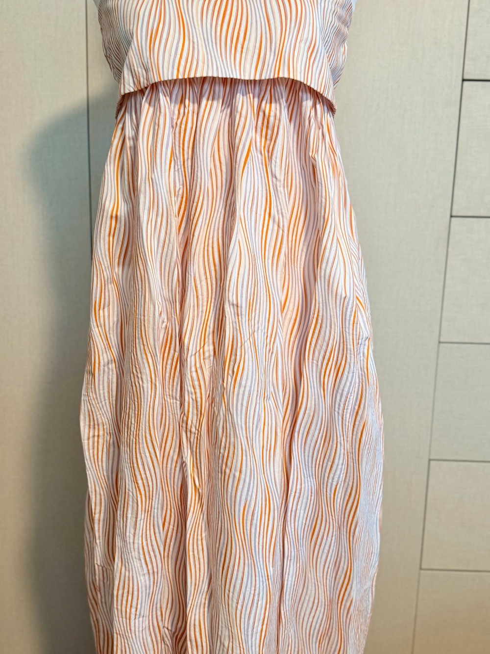 Peach Wave-Print Maxi dress